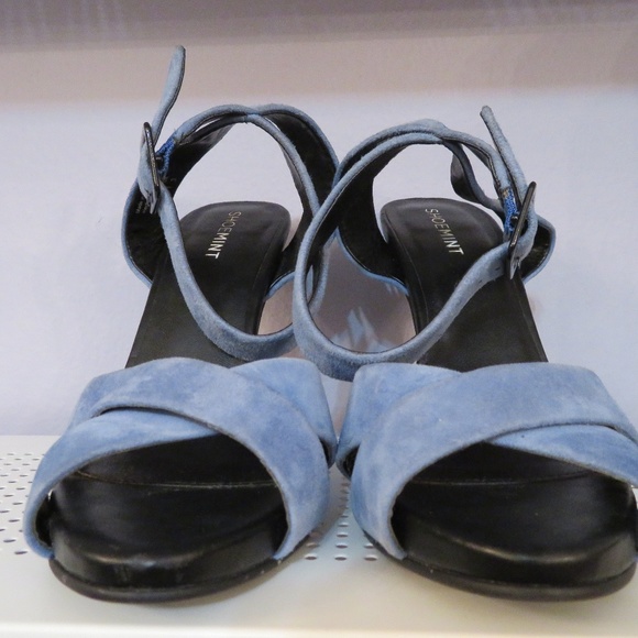 Price drop! Shoemint Periwinkle Blue Suede Sandal - Picture 4 of 6